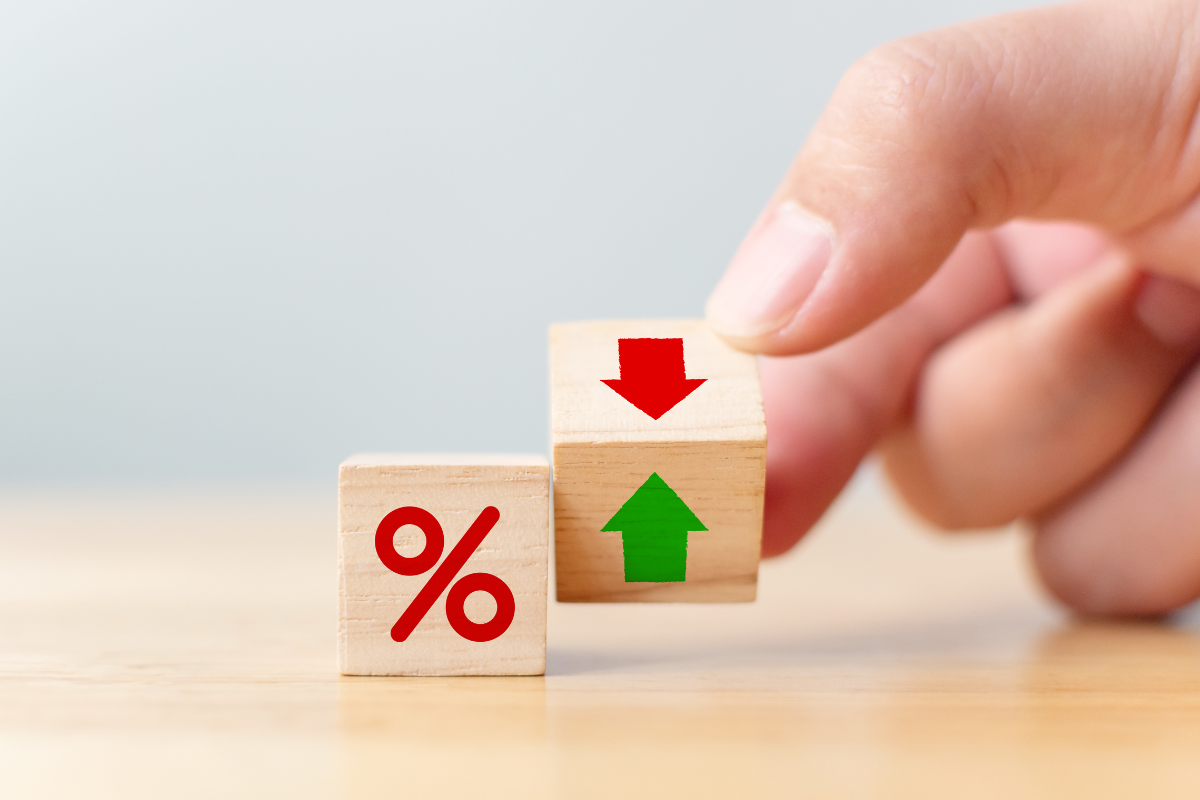 How Dropping Mortgage Rates in 2025 Can Help Texas Homeowners Build Wealth Through Refinancing