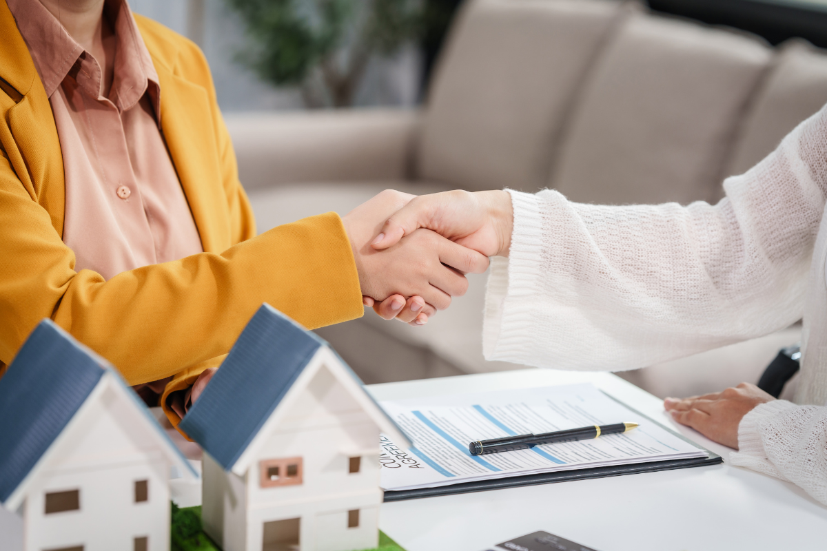 Refinancing Opportunities Amid Imminent Federal Reserve Interest Rate Reductions: A Strategic Guide